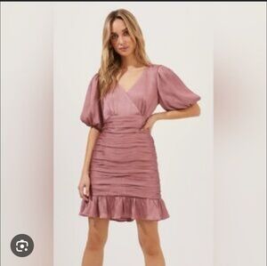 ASTR The Label Mauve Pink Puff Sleeve Ruched Ruffle Cut Out Mini Dress (M) #621‎